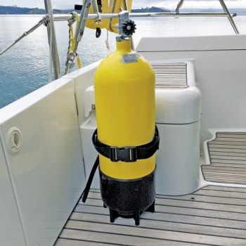 Държач за бутилка Railblaza Dive & Gas Bottle Holder - здраво и сигурно съхранява водолазните бутилки
