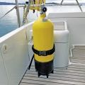 Държач за бутилка Railblaza Dive & Gas Bottle Holder - здраво и сигурно съхранява водолазните бутилки